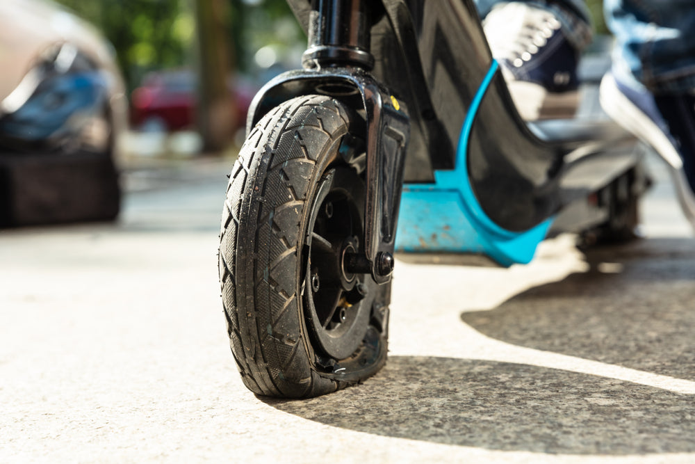 Reifenwechsel und Schlauchwechsel E-Scooter Service online - MabeaMobility